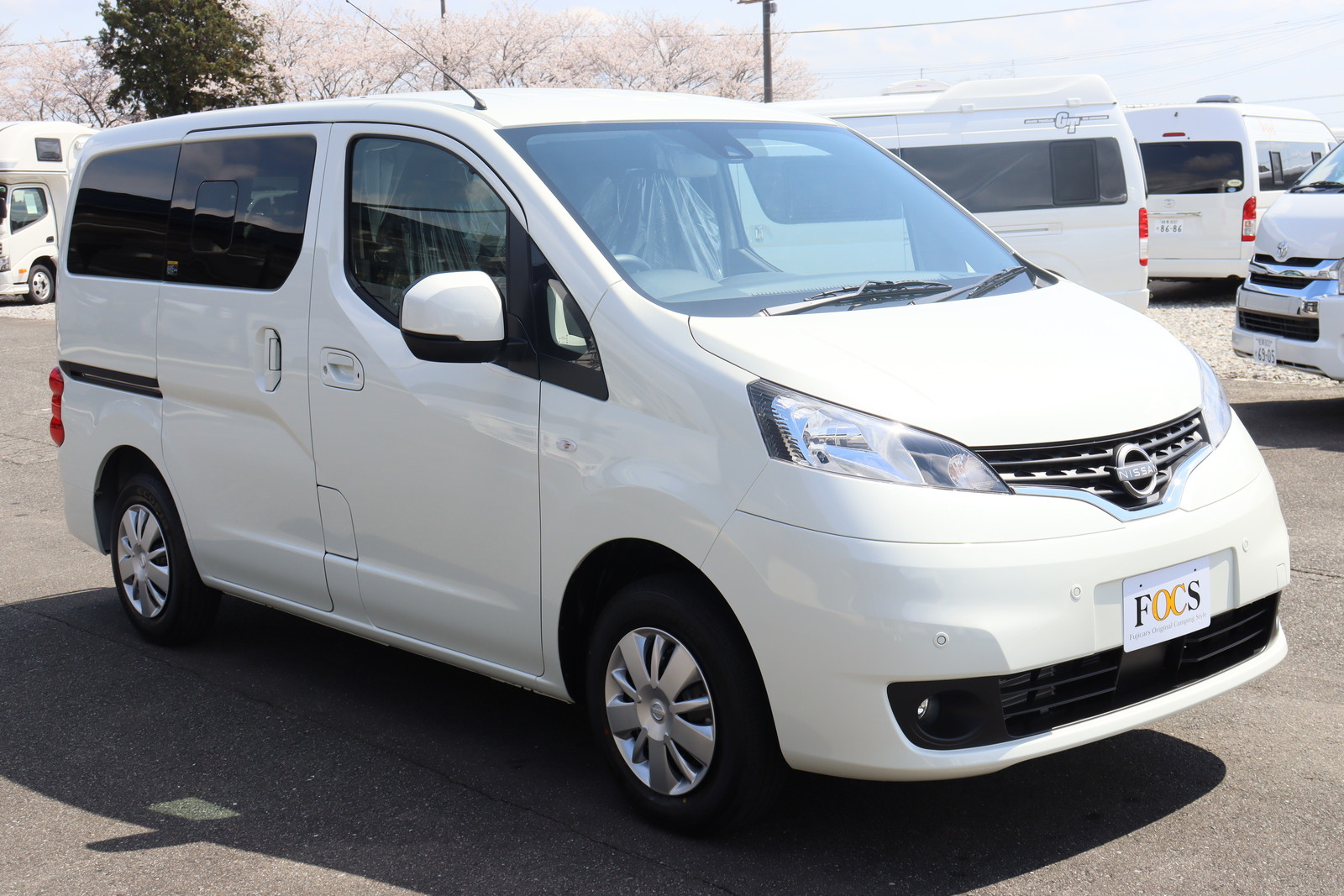 キャンピングカー バンコン NV200 FOCS Luz ﾙｿ 新車 12Vｸｰﾗｰ