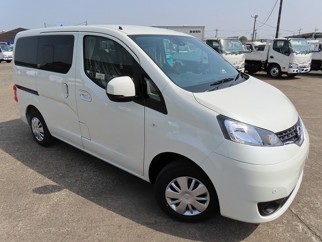 キャンピングカー バンコン NV200ﾊﾞﾈｯﾄFOCS ﾙｿ 新車即納 12Vｸｰﾗｰ
