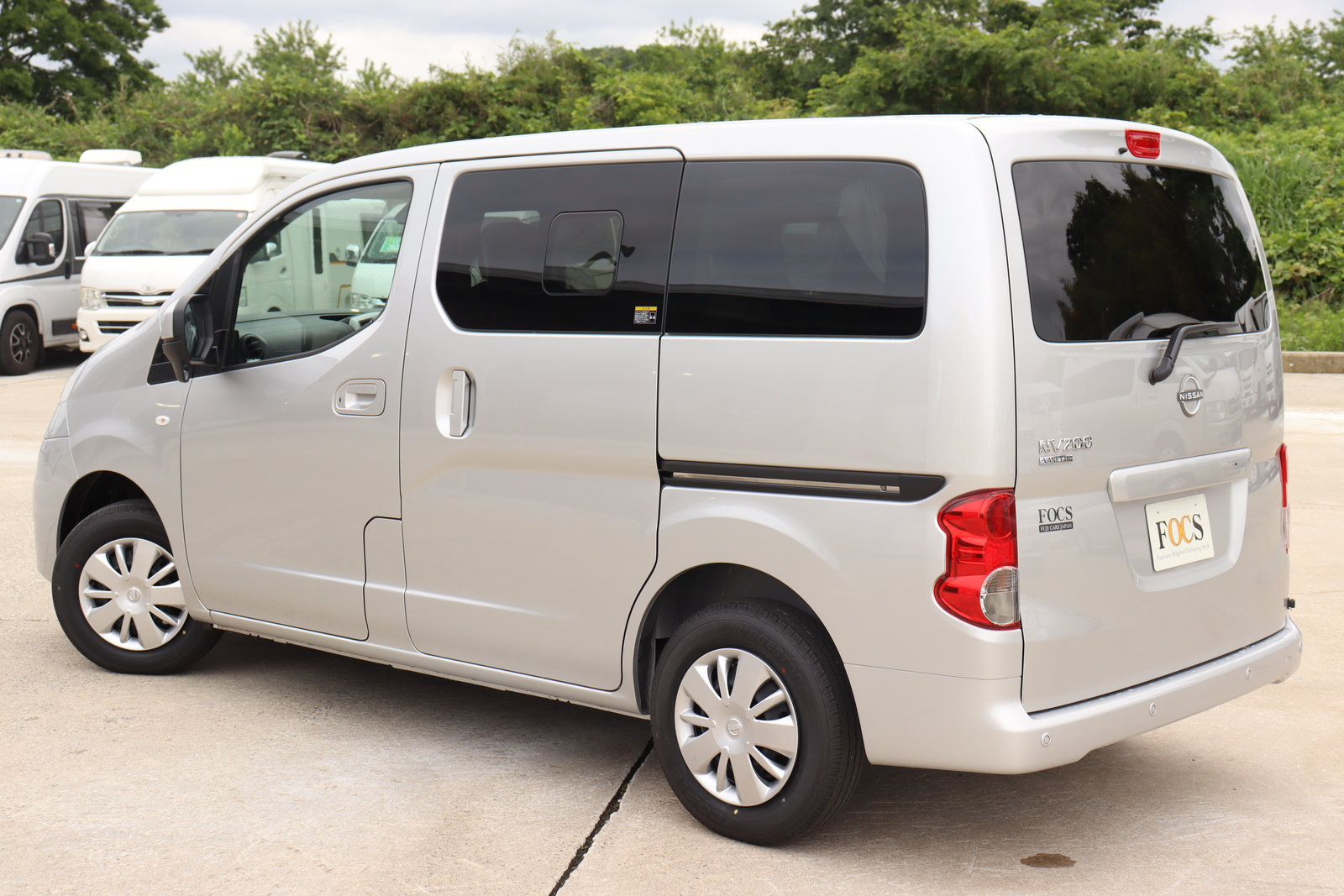 キャンピングカー バンコン NV200ﾊﾞﾈｯﾄ FOCS ﾙｿ新車即納 12Vｴｱｺﾝ