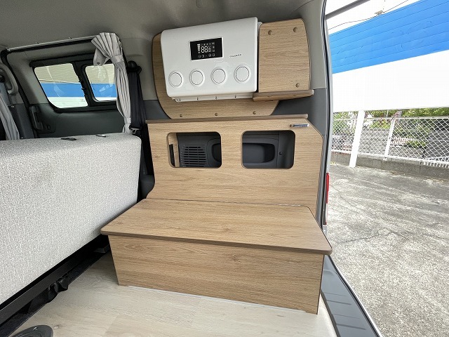 キャンピングカー バンコン NV200ﾊﾞﾈｯﾄ FOCS ﾙｿ新車即納 12Vｸｰﾗｰ