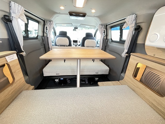 キャンピングカー バンコン NV200ﾊﾞﾈｯﾄ FOCS ﾙｿ新車即納 12Vｸｰﾗｰ