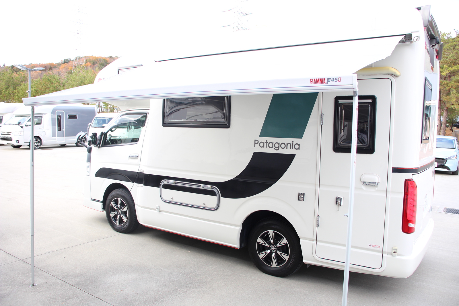 キャンピングカー キャブコン ﾊｲｴｰｽ ﾌｧﾝﾙｰﾁｪ ﾊﾟﾀｺﾞﾆｱ 4WD