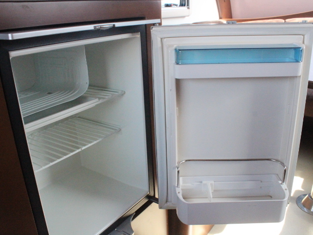 キャンピングカー トレーラー ﾀｺｽ ﾐﾐｰ310 家庭用ｴｱｺﾝ ｿｰﾗｰ 牽引免許不要