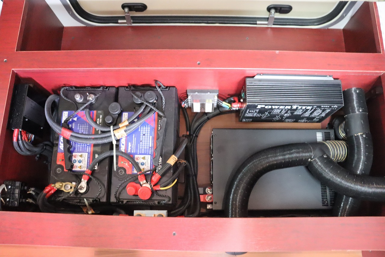 キャンピングカー キャブコン ｶﾑﾛｰﾄﾞ ﾅｯﾂRV ｸﾚｱ5.0R FFﾋｰﾀｰ
