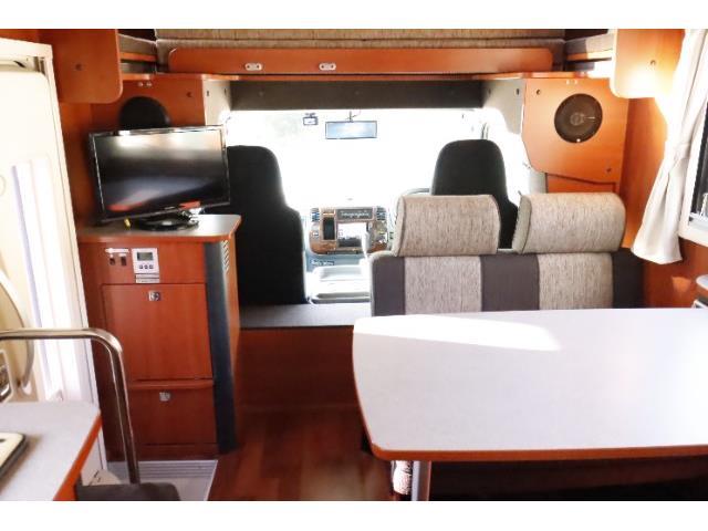 キャンピングカー キャブコン ｶﾑﾛｰﾄﾞ ﾅｯﾂRV ｸﾚｿﾝﾎﾞﾔｰｼﾞｭ