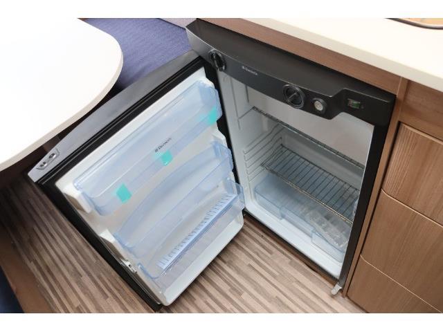 キャンピングカー トレーラー ｱﾄﾞﾘｱ ｱﾋﾞﾊﾞ370DD けん引免許不要