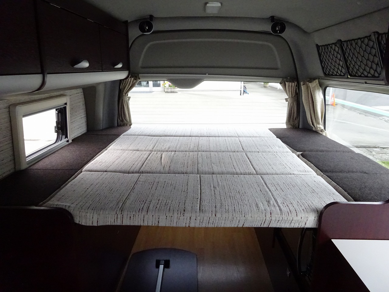 キャンピングカー バンコン ﾚｼﾞｱｽｴｰｽ ﾅｯﾂRV ﾘｰｸ　FF暖房　4WD