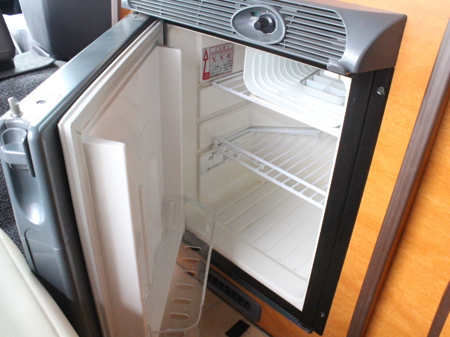 キャンピングカー バンコン RVﾋﾞｯｸﾌｯﾄ B&B 冷蔵庫 600Wｲﾝﾊﾞｰﾀｰ