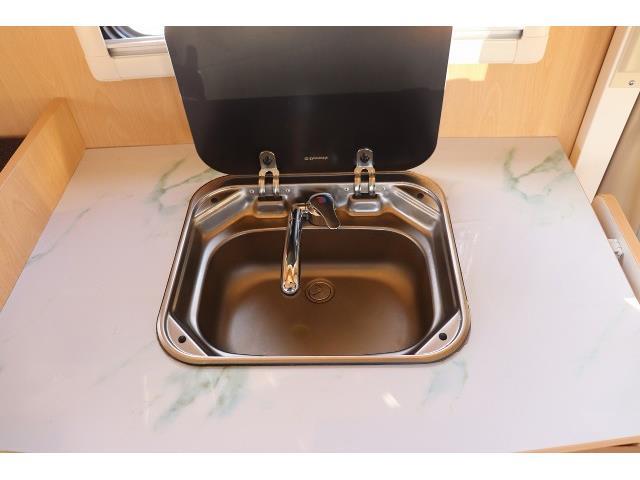 キャンピングカー キャブコン ｶﾑﾛｰﾄﾞ ﾅｯﾂRV ｸﾚｿﾝﾎﾞﾔｰｼﾞｭ FFﾋｰﾀ