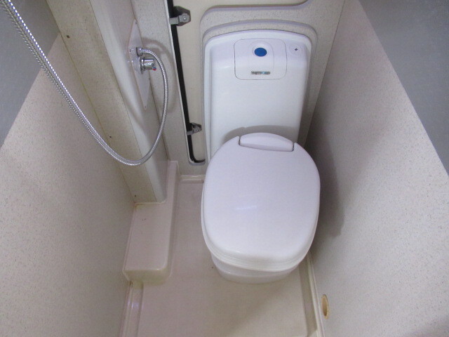 キャンピングカー キャブコン ｶﾑﾛｰﾄﾞ ﾊﾞﾝﾃｯｸ ｼﾞﾙ520 家庭用ｴｱｺﾝ