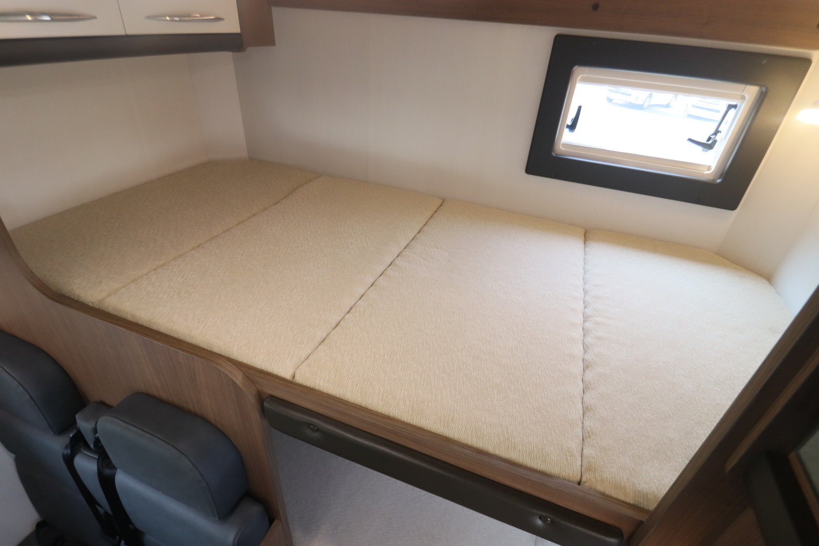 キャンピングカー キャブコン ﾊｲｴｰｽ RVﾄﾗｽﾄ TR500ﾆｭｰﾄﾗｲｽﾞ 4WD