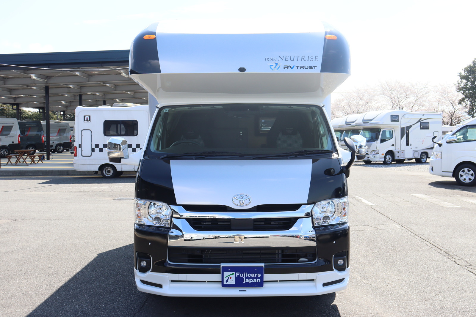 キャンピングカー キャブコン ﾊｲｴｰｽ RVﾄﾗｽﾄ TR500ﾆｭｰﾄﾗｲｽﾞ 4WD