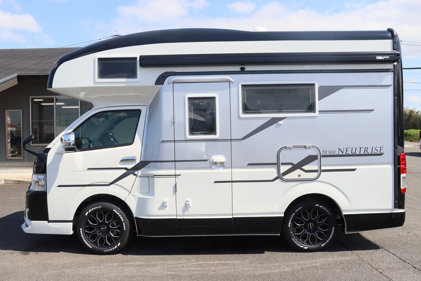 キャンピングカー キャブコン ﾊｲｴｰｽ RVﾄﾗｽﾄ TR500ﾆｭｰﾄﾗｲｽﾞ 4WD