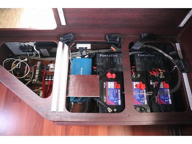 キャンピングカー キャブコン ｶﾑﾛｰﾄﾞ ﾅｯﾂRV ｸﾚｱｽﾃｨﾝｸﾞ 4WD