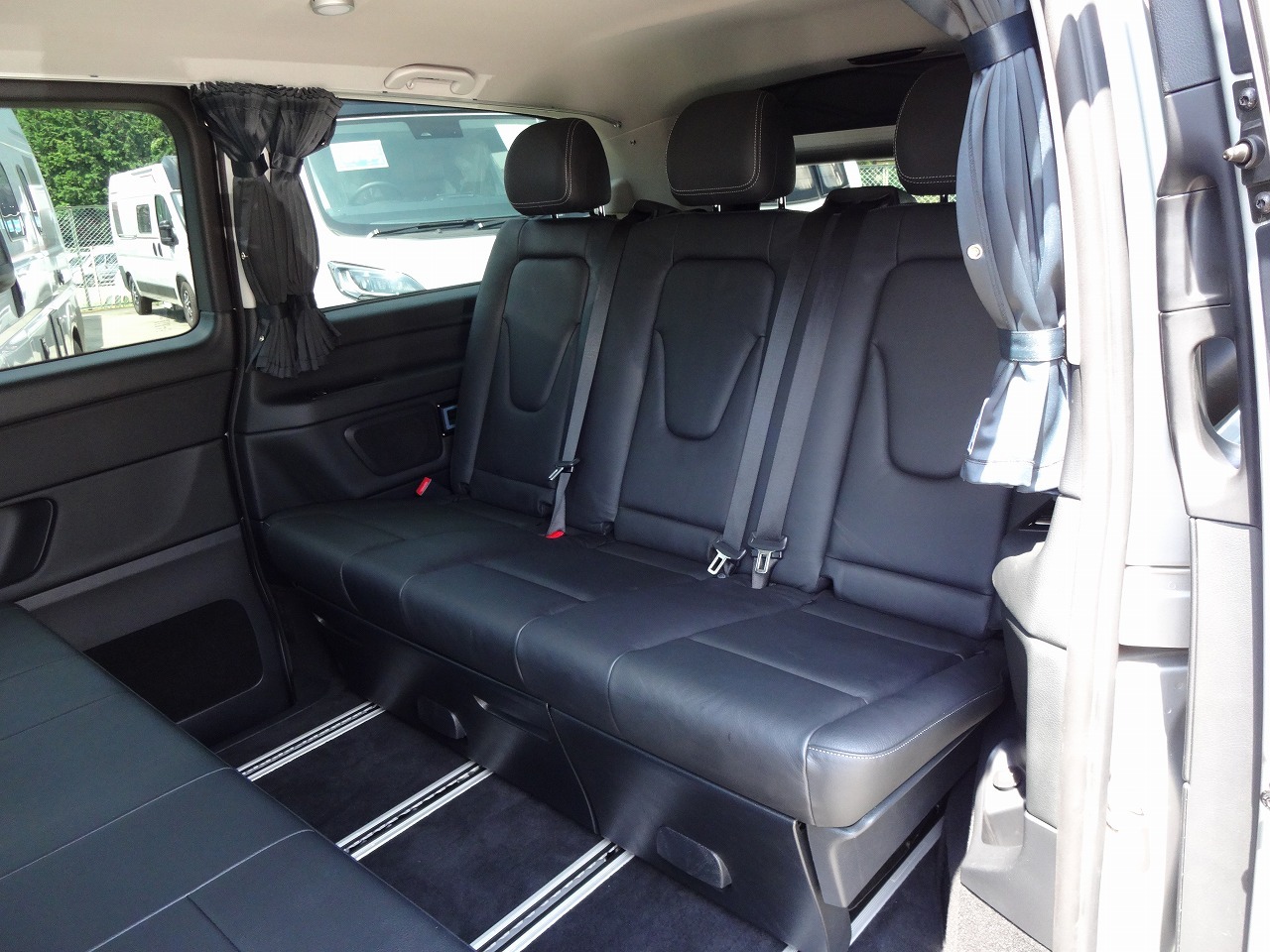 キャンピングカー バンコン ﾍﾞﾝﾂV220d　ﾌｼﾞｶｰｽﾞｼﾞｬﾊﾟﾝ　ｳﾞｧﾘｽ