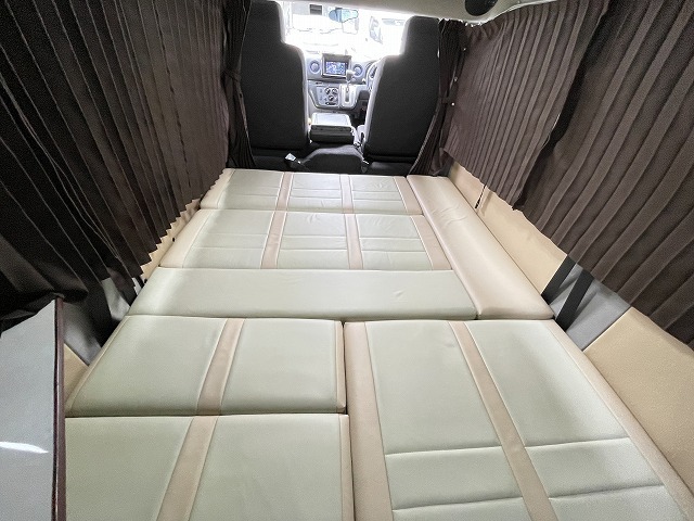 キャンピングカー バンコン NV350ｷｬﾗﾊﾞﾝ OMC ﾎﾞｷﾞｰ