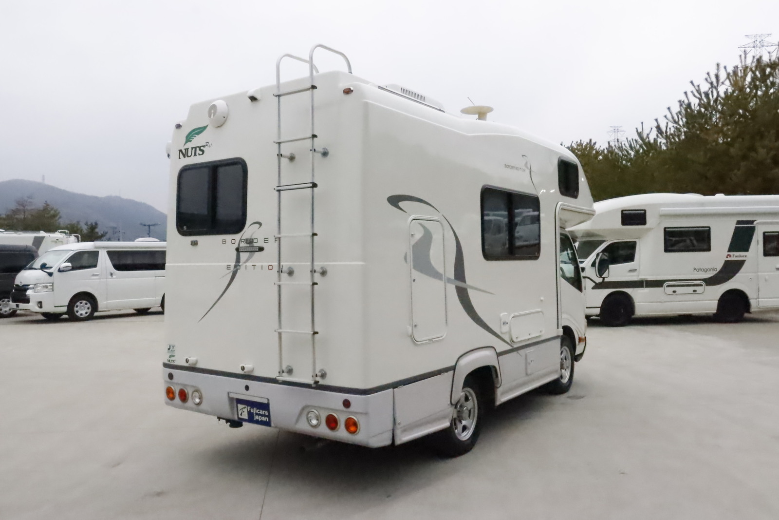キャンピングカー キャブコン ｶﾑﾛｰﾄﾞ ﾅｯﾂRV ｸﾚｿﾝﾎﾞｰﾀﾞｰ