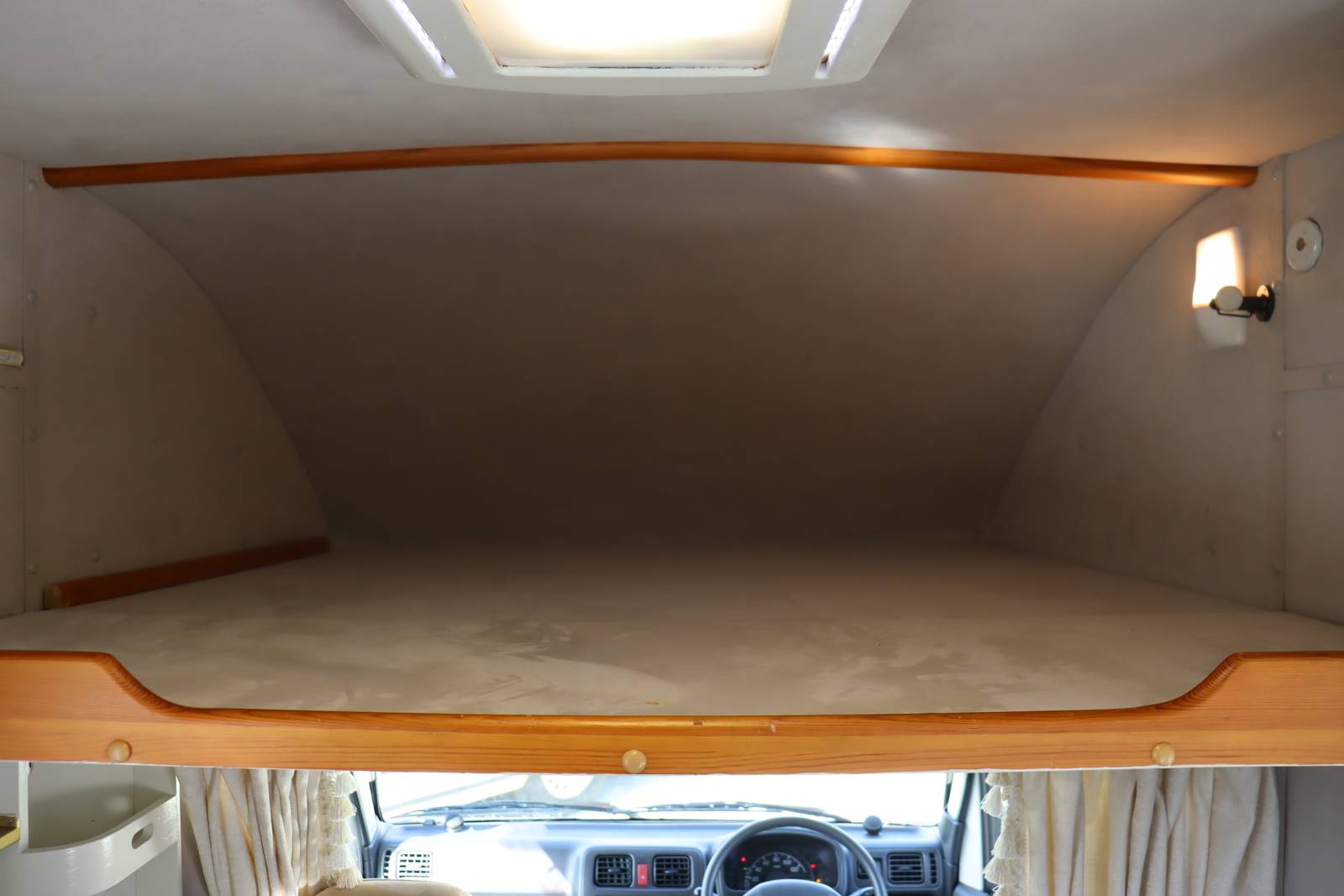 キャンピングカー 軽キャンパー ｷｬﾘｲ AZ-MAX ﾗｸｰﾝ FFﾋｰﾀｰ 4WD