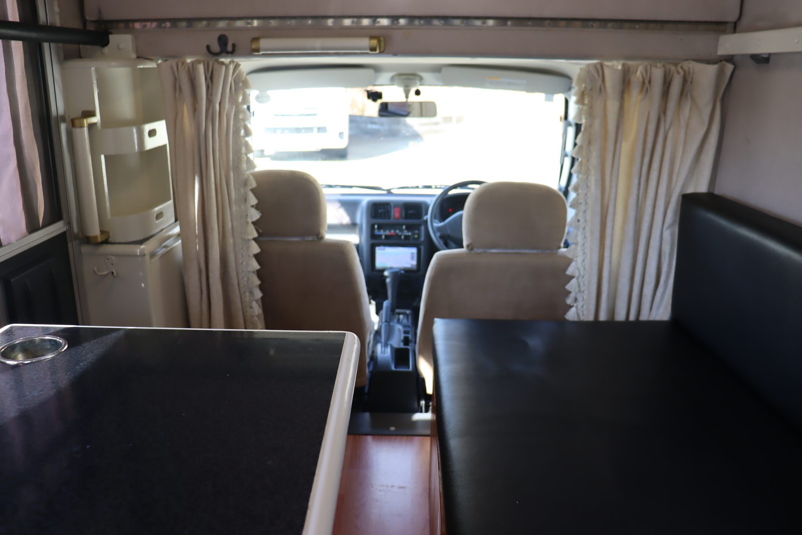 キャンピングカー 軽キャンパー ｷｬﾘｲ AZ-MAX ﾗｸｰﾝ FFﾋｰﾀｰ 4WD