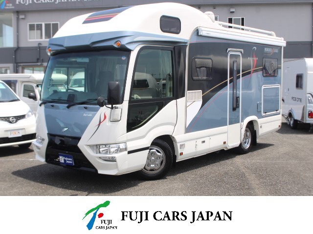 キャンピングカー バスコン ナッツRV ボーダーバンクス タイプD エボ