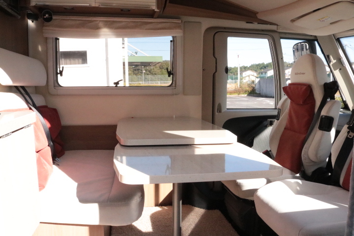 キャンピングカー バスコン ﾃﾞｭｶﾄ ﾊﾞｰｽﾄﾅｰ ｳﾞｨｾｵi690G　家庭用AC