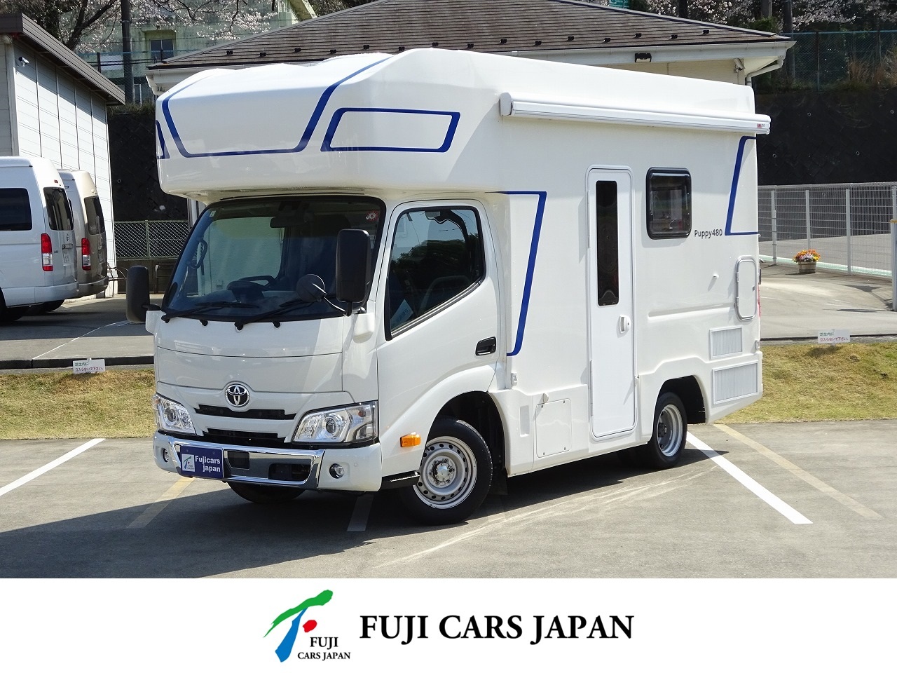 キャンピングカー キャブコン カムロード キャンパー厚木 パピー480　家エアコン