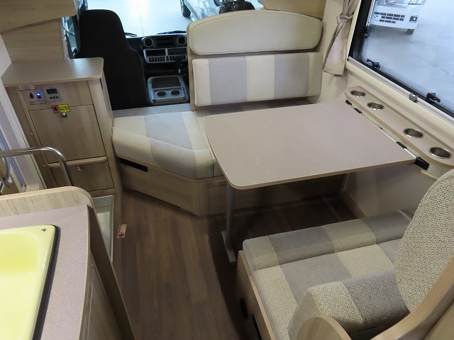 キャンピングカー キャブコン ｶﾑﾛｰﾄﾞ ｸﾚｿﾝｼﾞｬｰﾆｰﾀｲﾌﾟW 家庭用ｴｱｺﾝ