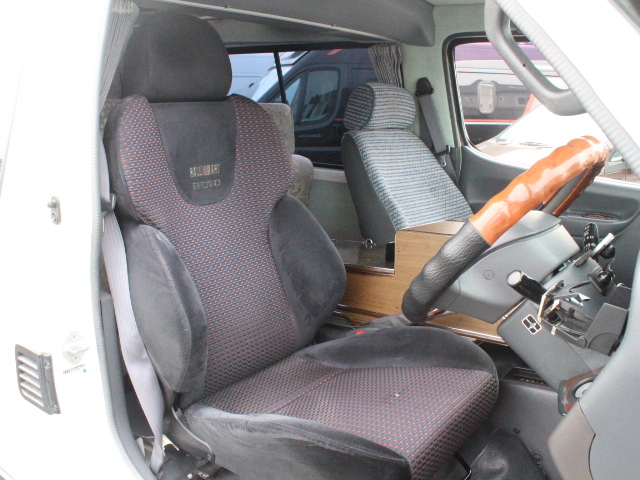 キャンピングカー バンコン ﾛｰﾀｽRV Eｽﾍﾟｰｽ FFﾋｰﾀｰ 冷蔵庫 ﾚﾝｼﾞ