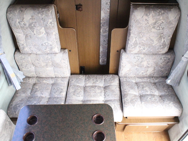 キャンピングカー バンコン ﾛｰﾀｽRV Eｽﾍﾟｰｽ FFﾋｰﾀｰ 冷蔵庫 ﾚﾝｼﾞ