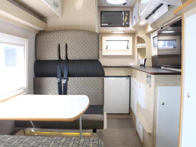 キャンピングカー キャブコン ﾛｰﾀｽRV ﾏﾝﾎﾞｳANV 家AC ﾄﾘﾌﾟﾙｻﾌﾞ
