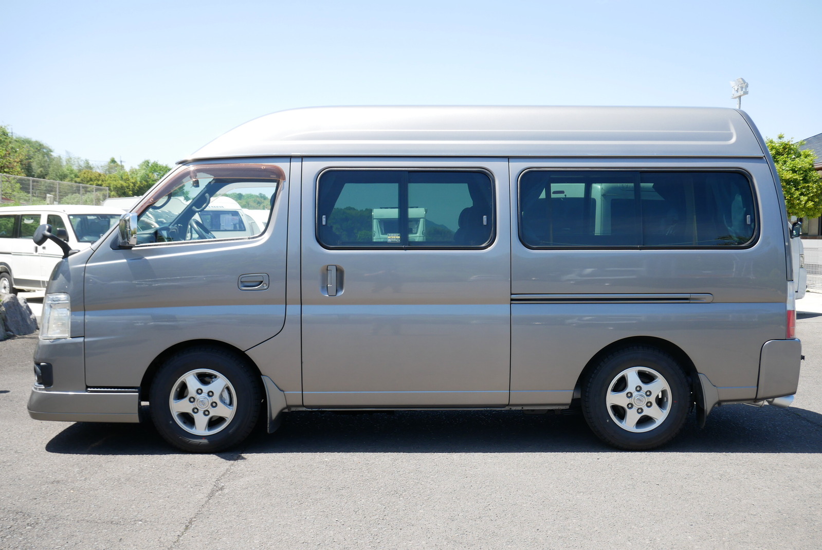 キャンピングカー バンコン ｷｬﾗﾊﾞﾝﾋﾟｰｽﾞｸﾗﾌﾄ製 軽油4WD FFﾋｰﾀｰ