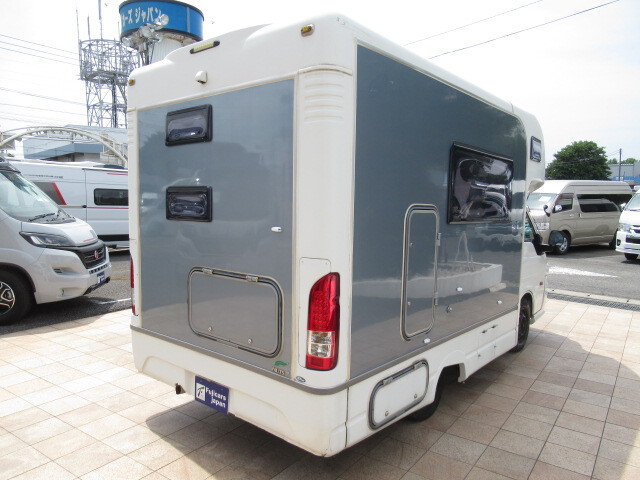 キャンピングカー キャブコン ﾅｯﾂRV ﾏｯｼｭ　FF　ﾘｱｸｰﾗｰ