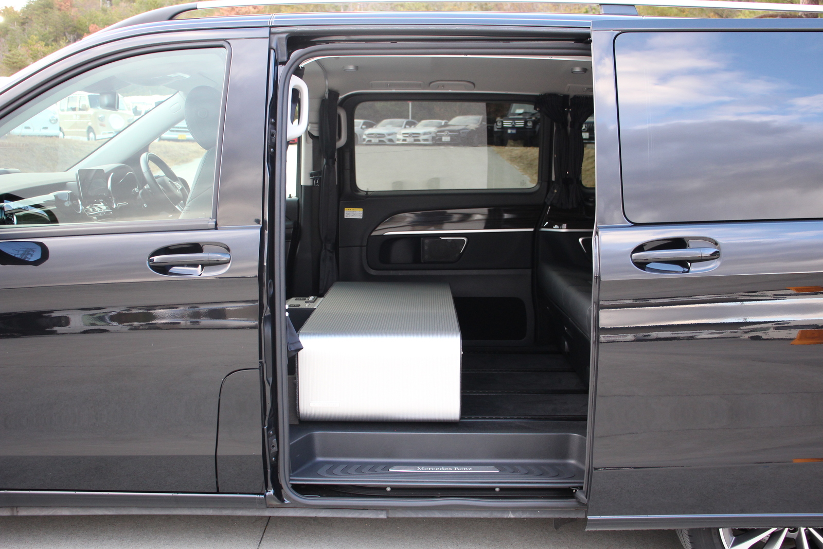 キャンピングカー バンコン ﾍﾞﾝﾂ ﾌｼﾞｶｰｽﾞｼﾞｬﾊﾟﾝ ｳﾞｧﾘｽ　新規架装