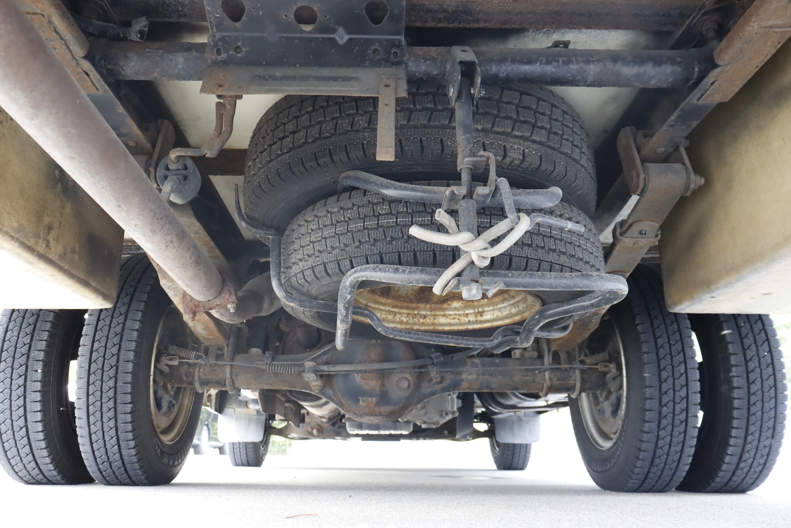 キャンピングカー キャブコン ﾎﾞﾝｺﾞ ﾛｰﾀｽRVﾏﾝﾎﾞｳｲﾌﾞ FFﾋｰﾀｰ4WD