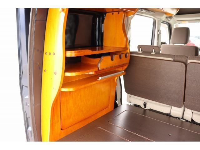 キャンピングカー 軽キャンパー ｴﾌﾞﾘｲ ｵｰﾄﾜﾝ 給電くん 2000wｲﾝB 4WD