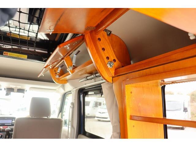キャンピングカー 軽キャンパー ｴﾌﾞﾘｲ ｵｰﾄﾜﾝ 給電くん 2000wｲﾝB 4WD