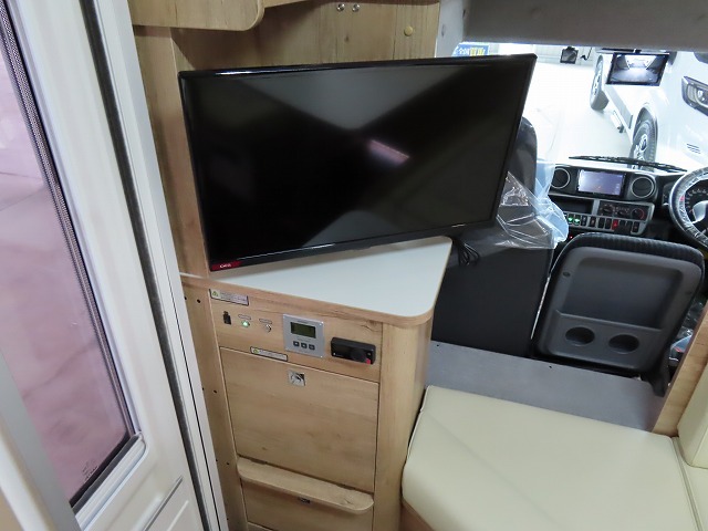 キャンピングカー キャブコン ｶﾑﾛｰﾄﾞ ﾅｯﾂRV ｸﾚｱ5.3X ﾊｲﾊﾟｰｴﾎﾞ