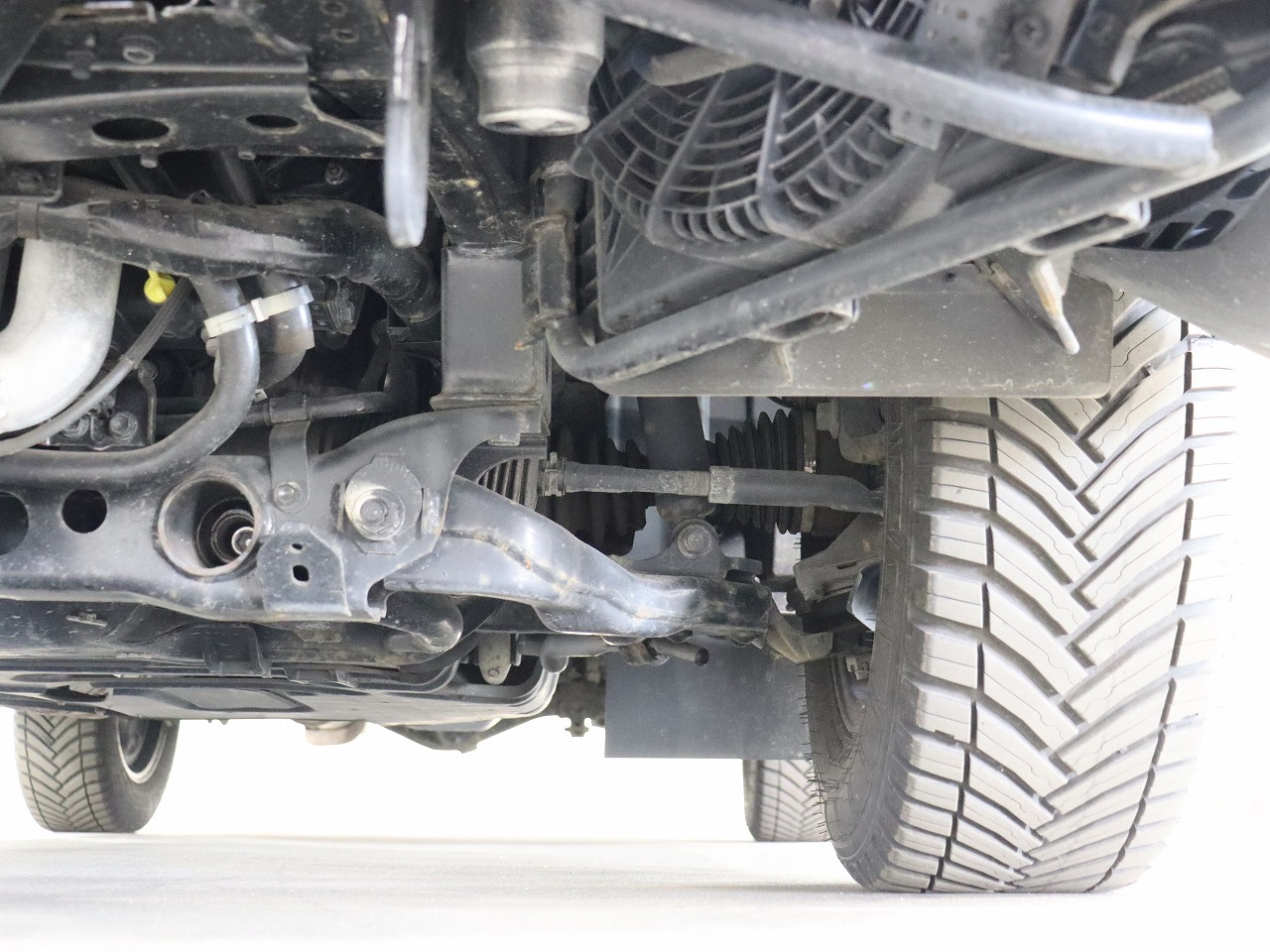 キャンピングカー キャブコン ｶﾑﾛｰﾄﾞ ﾅｯﾂRVｸﾚｿﾝﾎﾞﾔｰｼﾞｭW 4WD