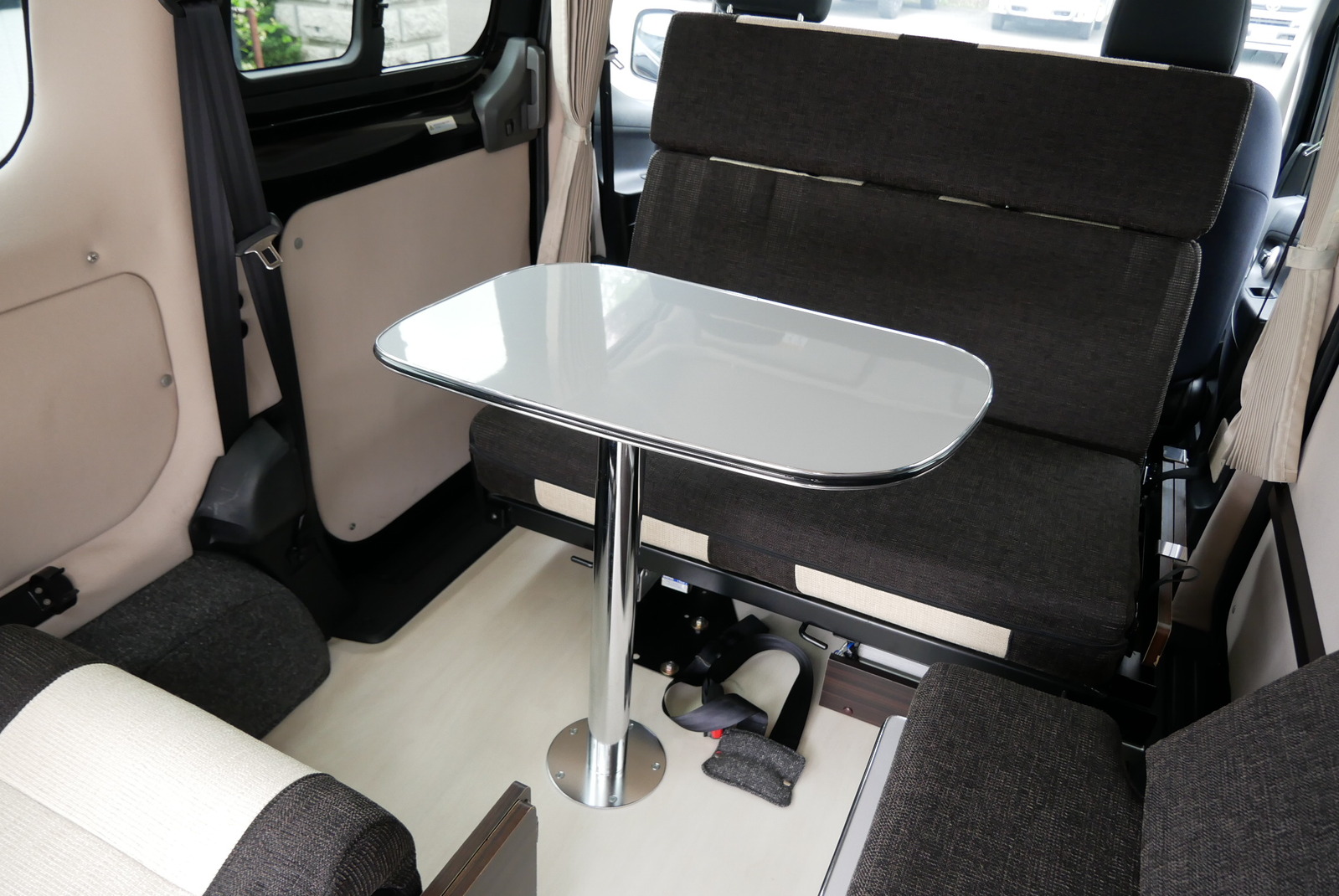 キャンピングカー バンコン  NV200ﾊﾞﾈｯﾄ ﾎﾟｯﾌﾟｺﾝ ｷｬﾝﾊﾟｰR 