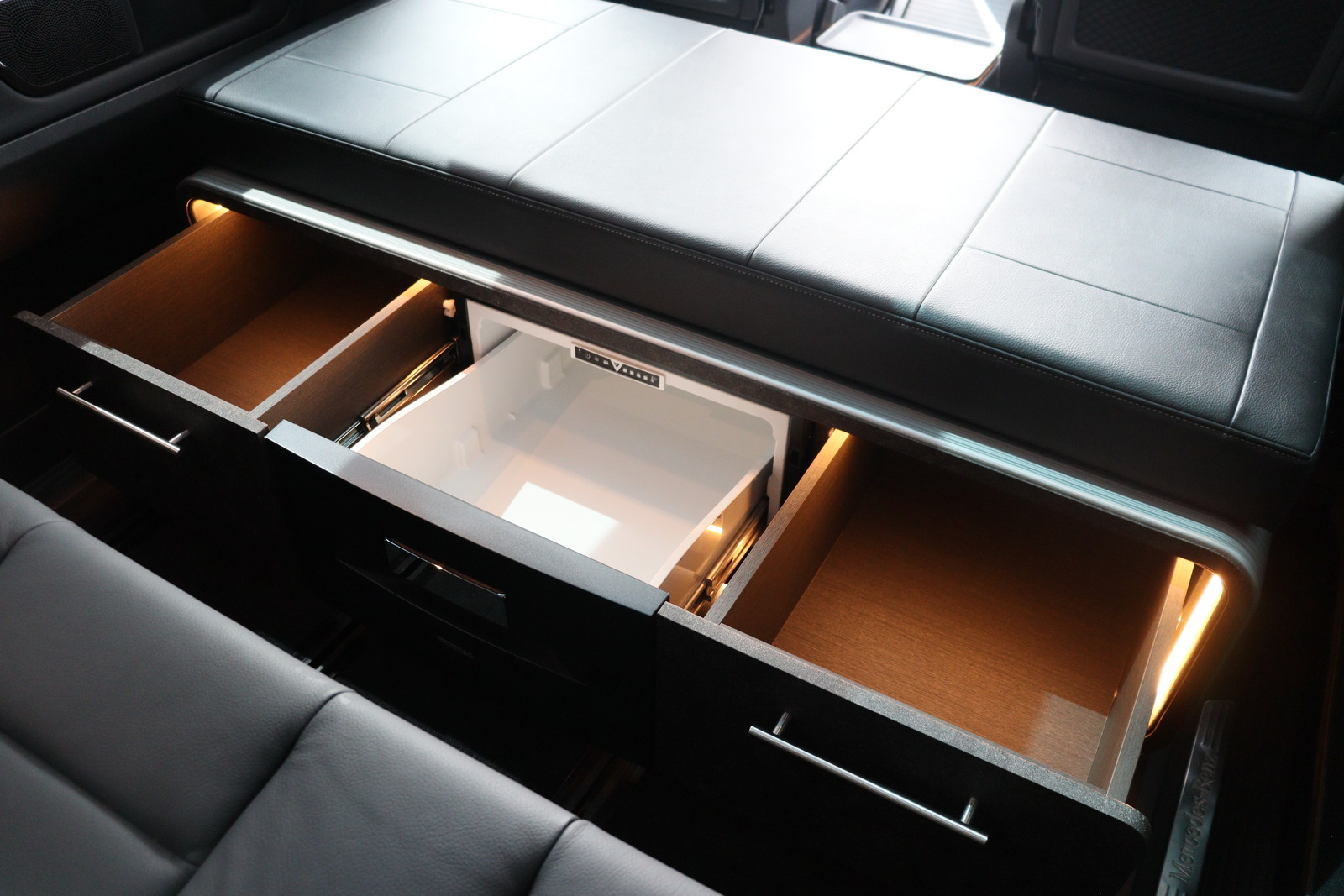 キャンピングカー バンコン ﾍﾞﾝﾂ ﾌｼﾞｶｰｽﾞｼﾞｬﾊﾟﾝ ｳﾞｧﾘｽ 新規架装