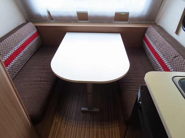 キャンピングカー トレーラー ｱﾄﾞﾘｱ ｱﾋﾞﾊﾞ350L　牽引免許不要