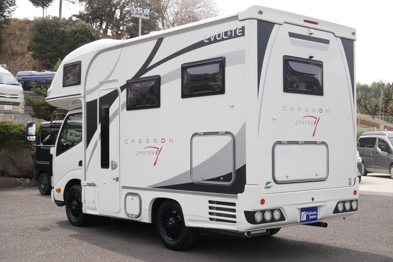 キャンピングカー キャブコン ｶﾑﾛｰﾄﾞﾅｯﾂRV ｸﾚｿﾝｼﾞｬｰﾆｰ ｴﾎﾞﾗｲﾄX