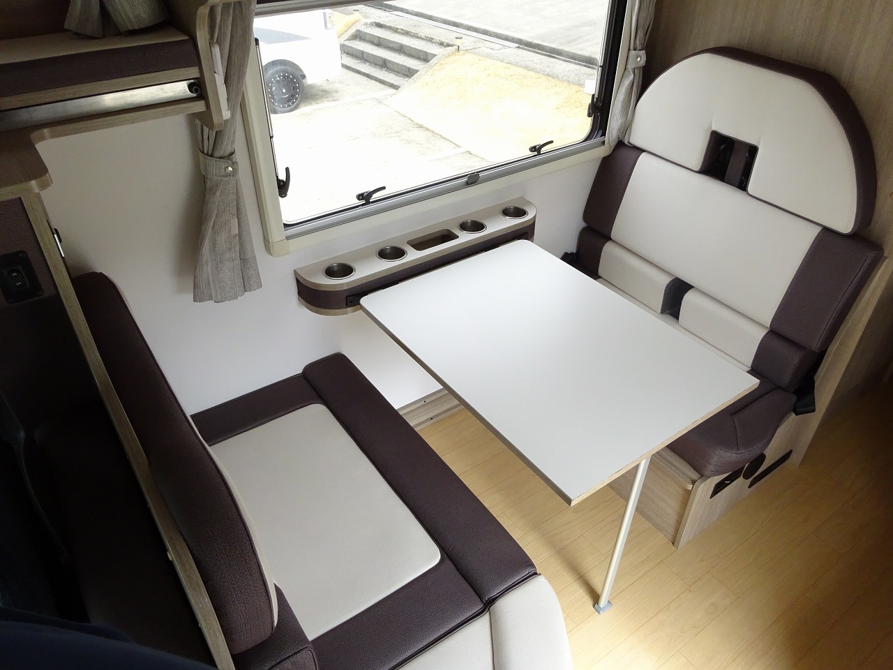 キャンピングカー キャブコン ｶﾑﾛｰﾄﾞ 東和 ｳﾞｫｰﾝ ｴｸｽｸﾙｰｼﾌﾞ家ｴｱｺﾝ