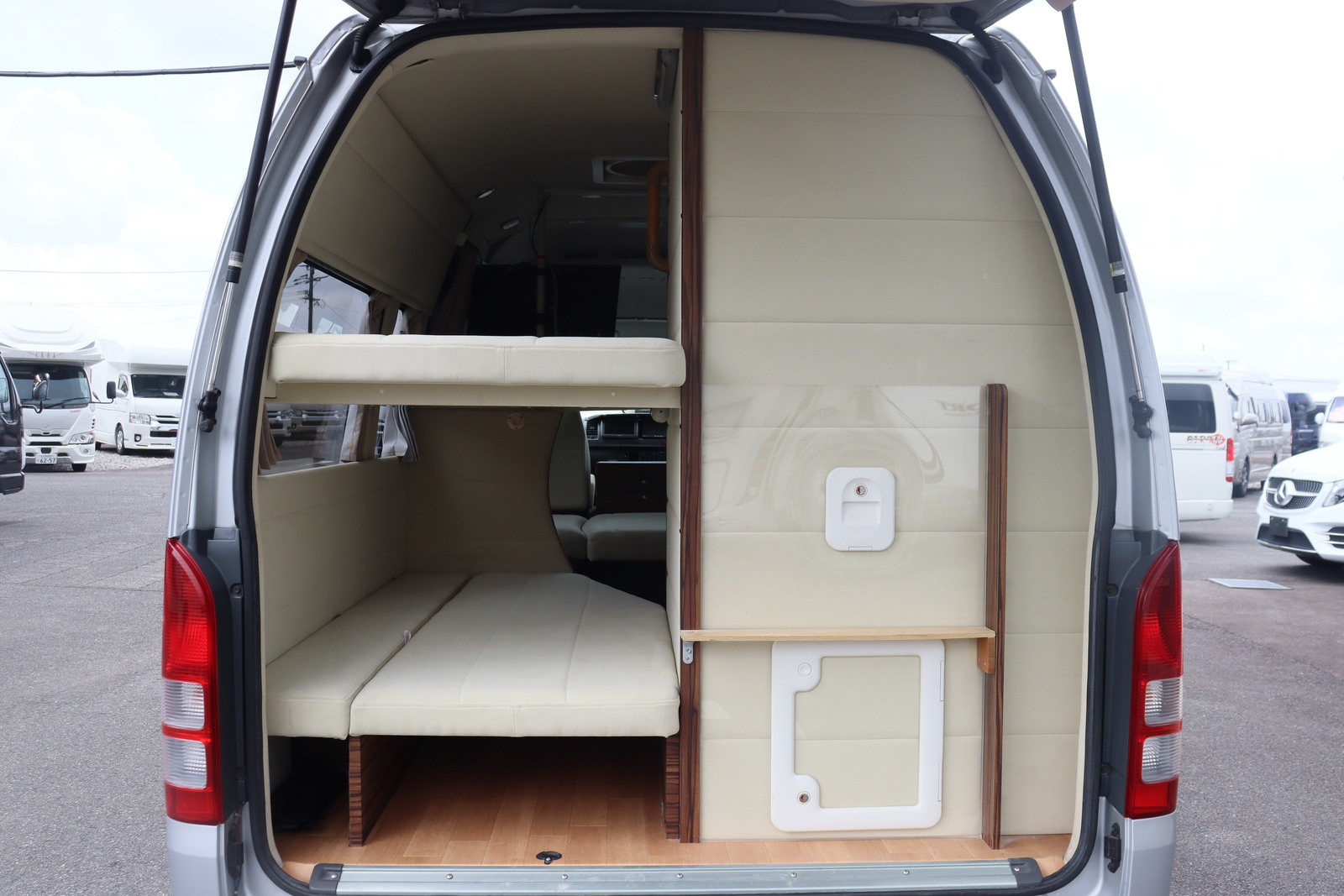 キャンピングカー バンコン ﾊｲｴｰｽ 大森自動車 ﾊﾞﾙﾐｨ2007