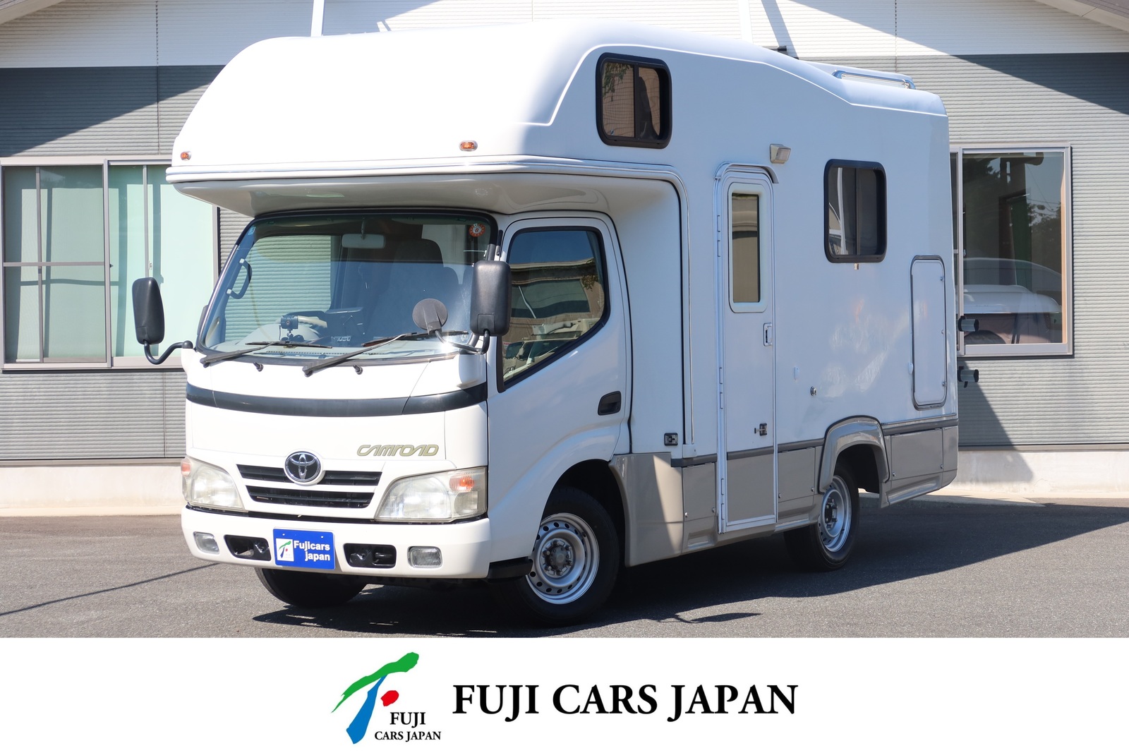 キャンピングカー キャブコン カムロード ナッツRV ネオクレソン
