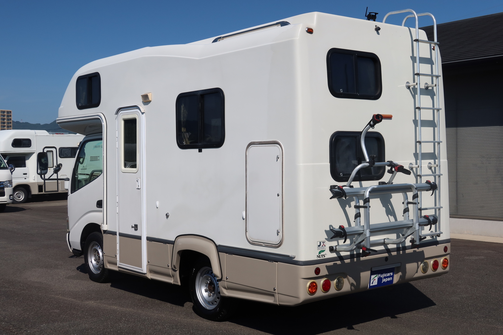 キャンピングカー キャブコン ｶﾑﾛｰﾄﾞ ﾅｯﾂRV ﾈｵｸﾚｿﾝ