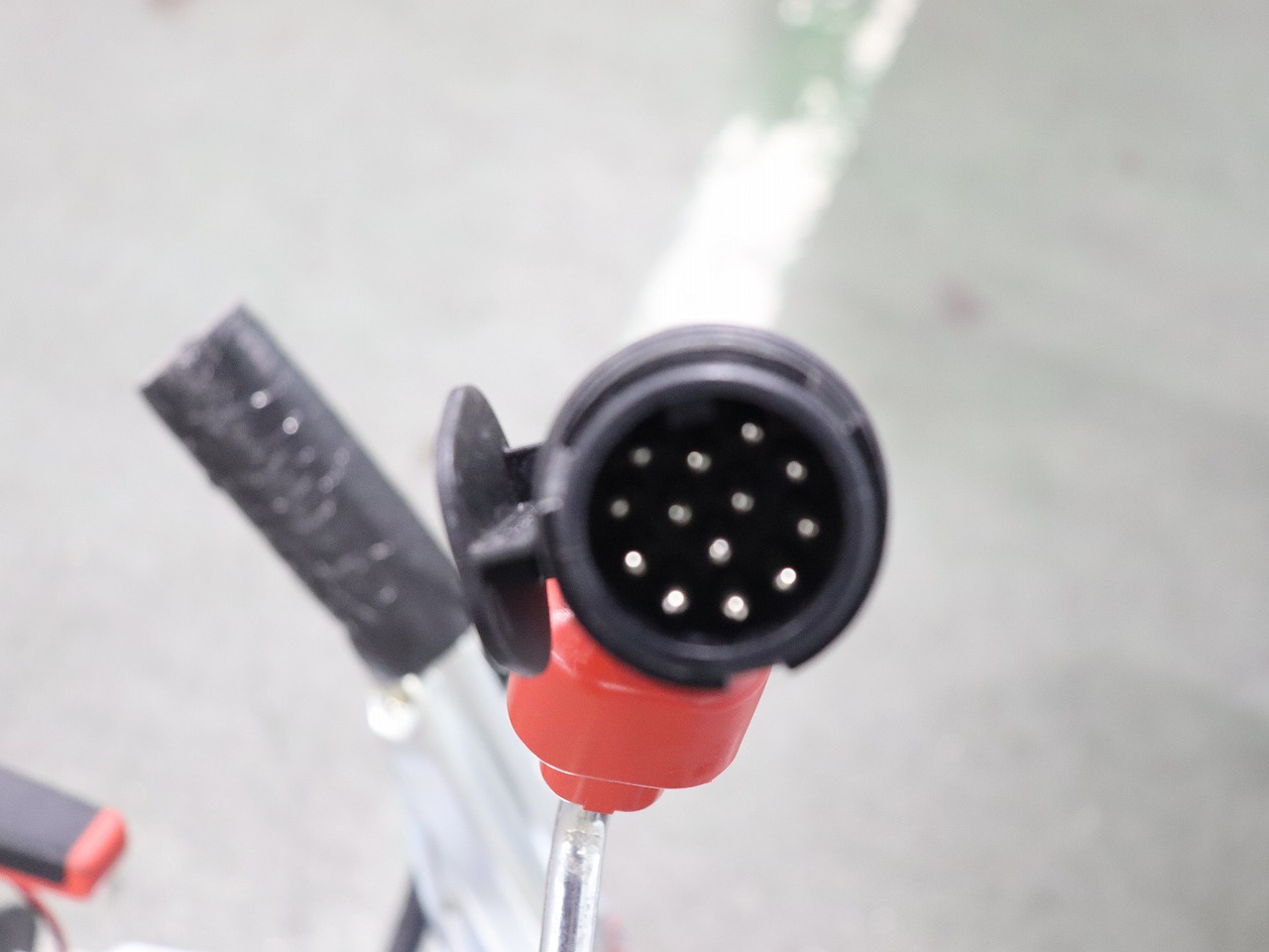 キャンピングカー トレーラー ｱｸﾛｽｶｰ　ｻﾌｧﾘ 330DL　新車即納車