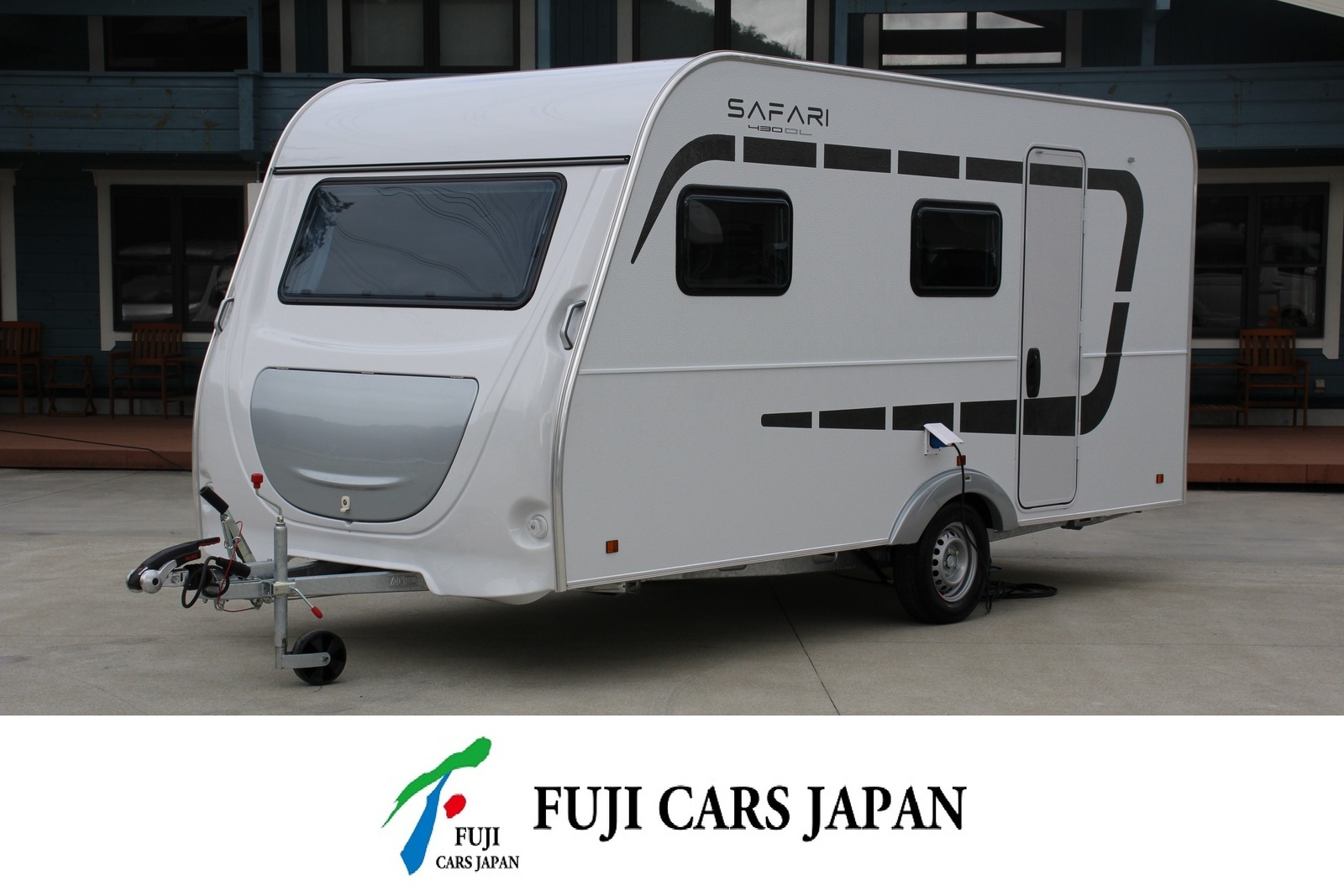 キャンピングカー トレーラー SAFARI 430DL