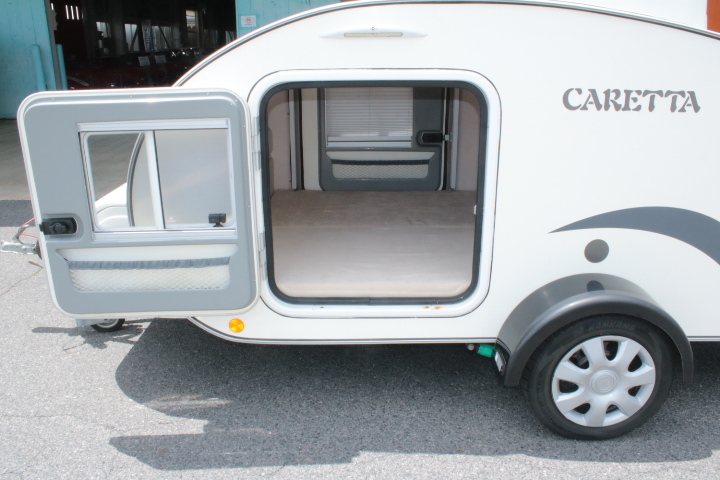 キャンピングカー トレーラー ﾊﾞｿｸﾞﾙ ｶﾚｯﾀ