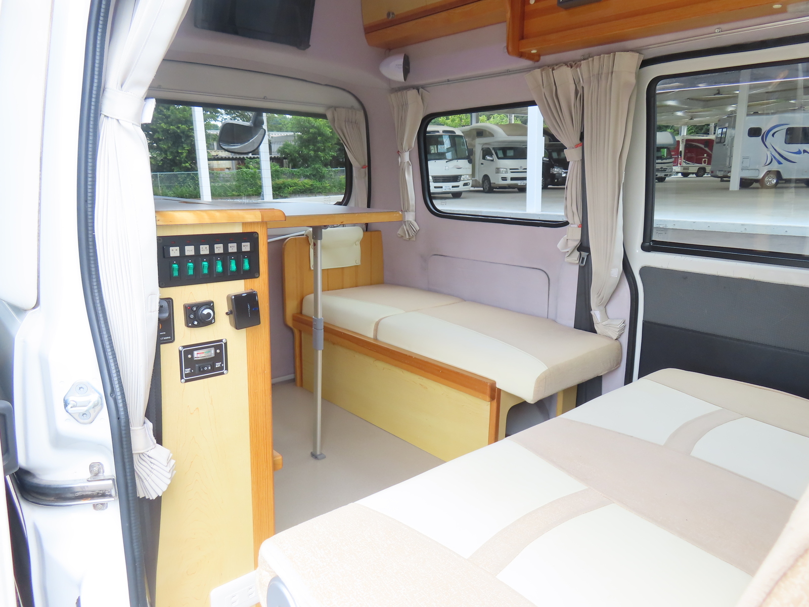 キャンピングカー バンコン ﾀｳﾝｴｰｽ ﾀｺｽ ﾊﾅⅡ